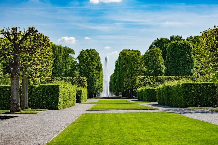 Grünanlagen- & Gartenpflege